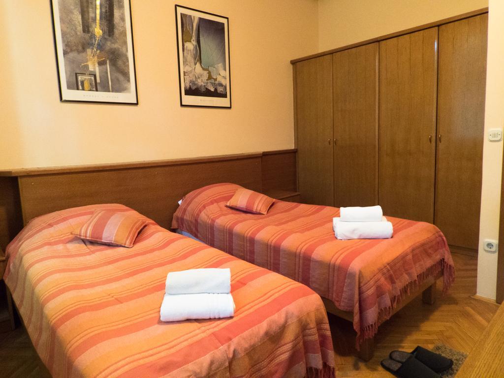 Studio Apartments "Chess Club Bosna" Сараєво Екстер'єр фото