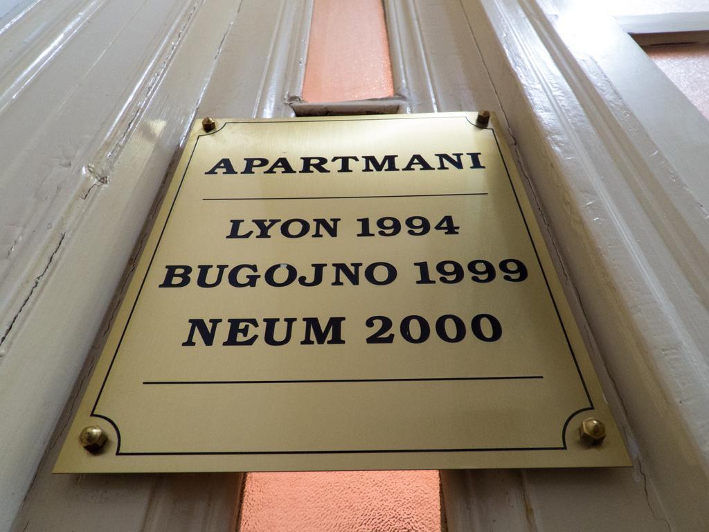 Studio Apartments "Chess Club Bosna" Сараєво Екстер'єр фото